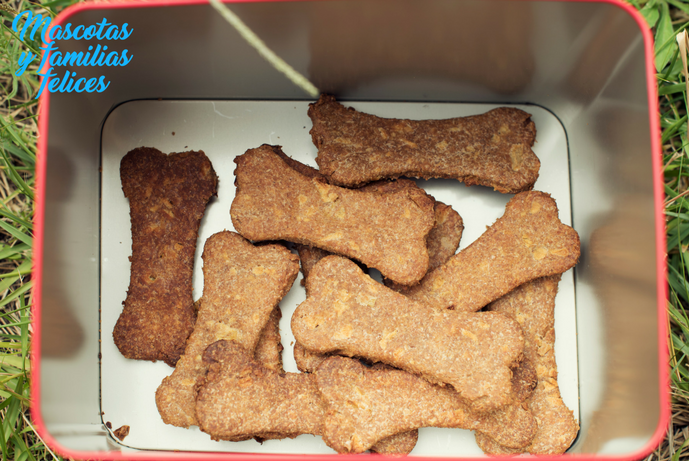 Galletas artesanas hechas en casa para perros